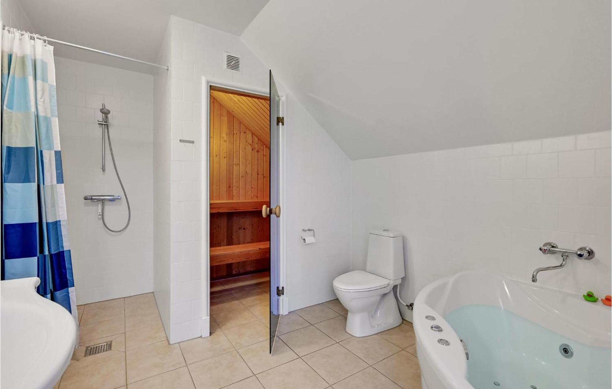 Nice Home In Gjern With Wifi Exterior photo